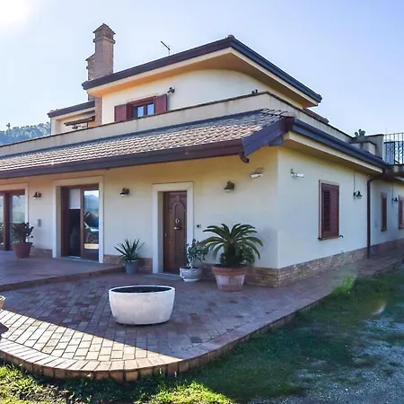 Rita Country house *